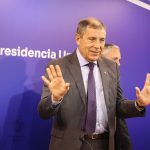 El gobierno cuadruplicó la demanda en una emisión de deuda y Oddone cruzó a la oposición: “El oportunismo político tiene límites”